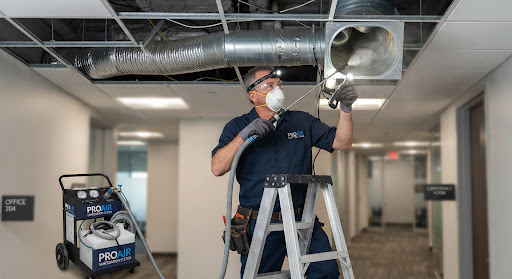 AC duct cleaning and sanitization service